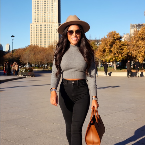 Meet your Posher, Lauren - Picture 4 of 7